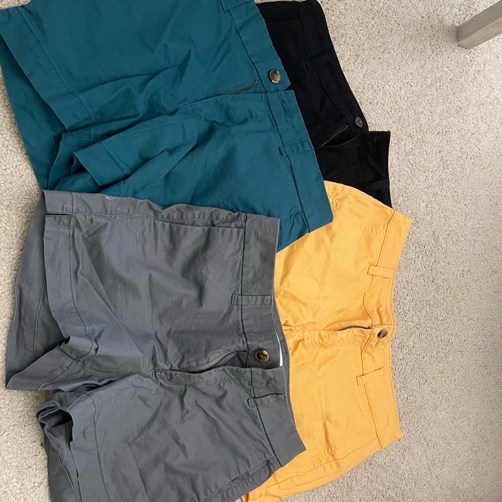 Colorful Women's Shorts Set